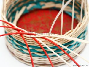 How to basket woven of twigs 22