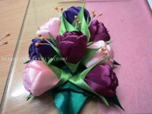 Tulips from satin ribbons 33