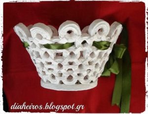 Weave vase for Easter eggs 34