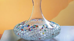 decorate a vase mosaic 10