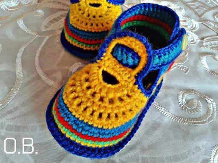 Crochet Baby Shoes 1